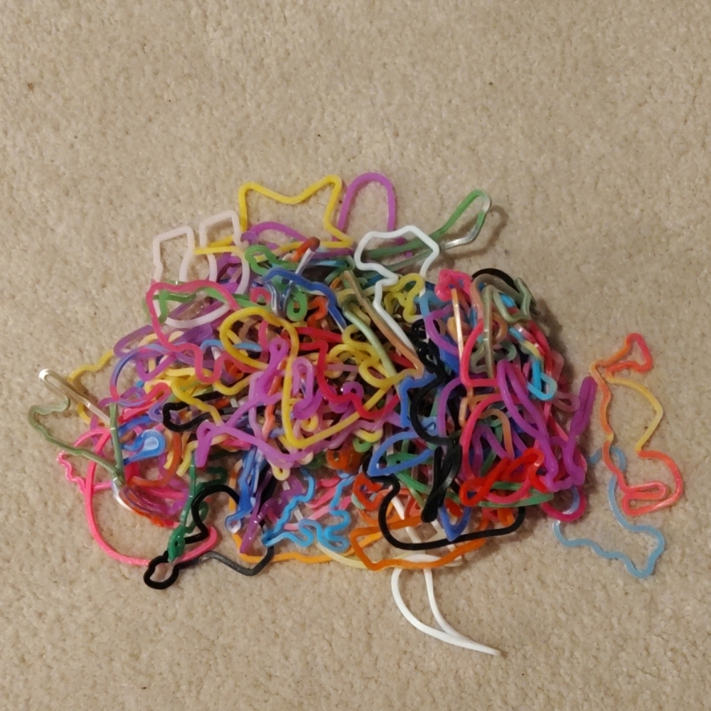87 silly bands